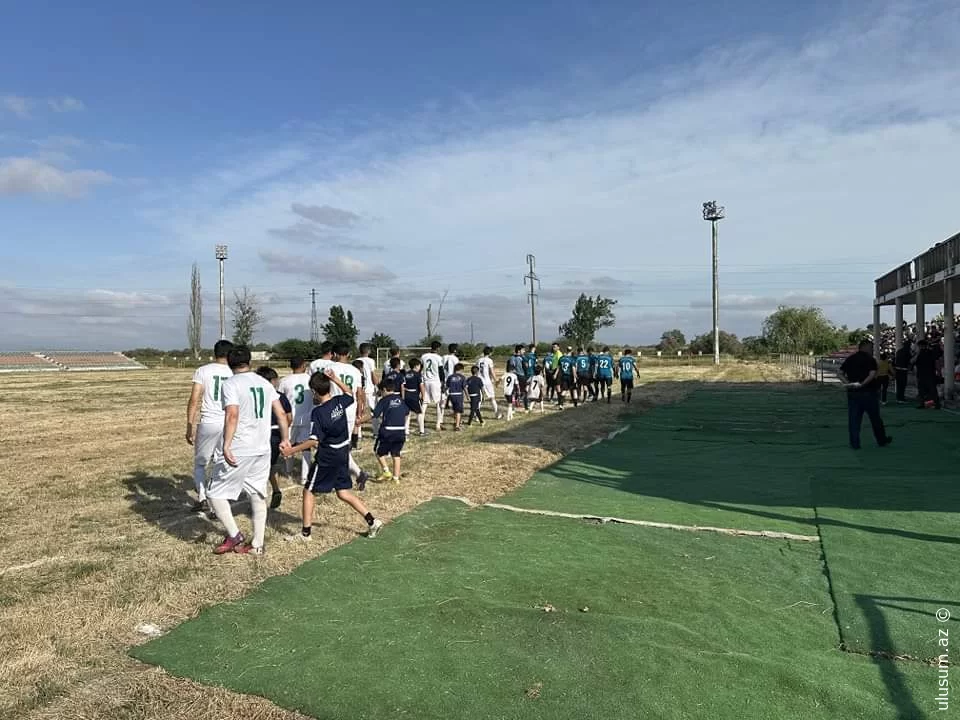 Salyan Şəhər Stadionunda ürəkağrıdan GÖRÜNTÜ - EKSKLÜZİV