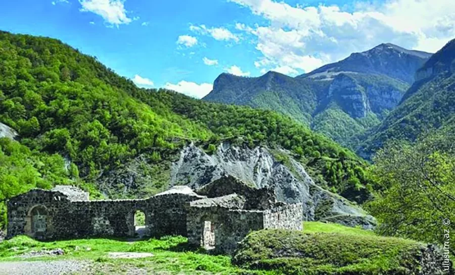 Kəlbəcərdə AĞIR QƏZA: Hərbçilər YARALANDI