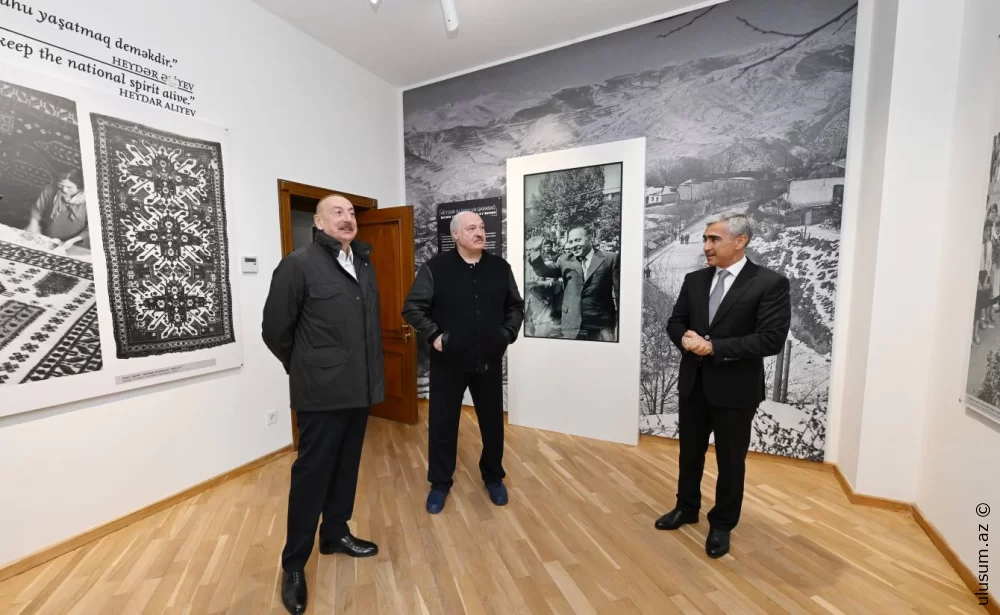 Prezidentlər Şuşadakı Yaradıcılıq Mərkəzində “Heydər Əliyev və Qarabağ” sərgisinə BAXDILAR - FOTO