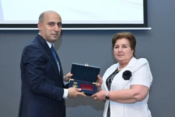 Müəllimlər yubiley medalı ilə TƏLTİF EDİLDİLƏR - EKSKLÜZİV