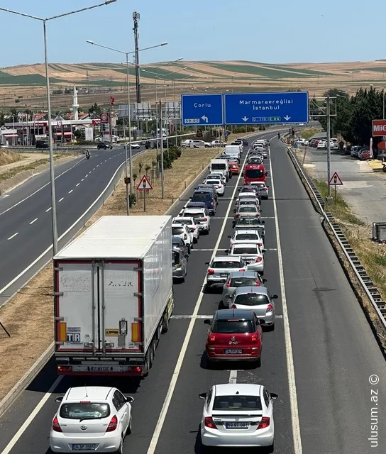 Bayram tətilindən geri qayıdanlar...