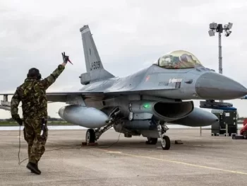 Ukrayna artıq F-16 qırıcılarını qəbul edib