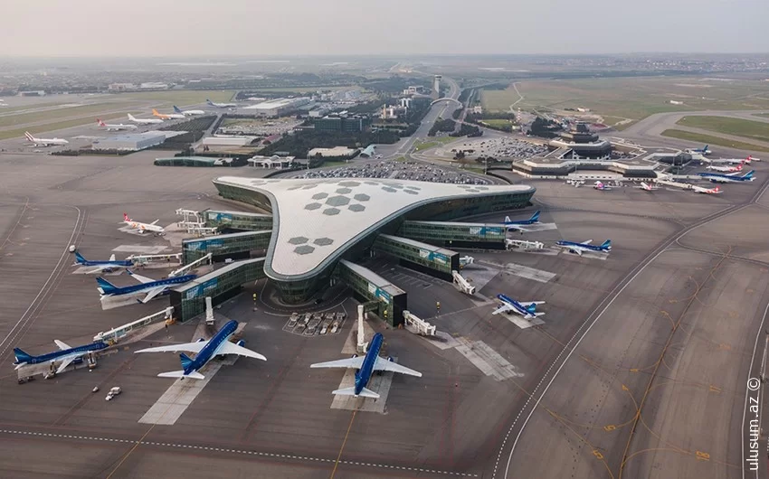 Bakı aeroportu Formula 1-lə bağlı sərnişinlərə müraciət edib