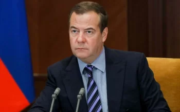 Medvedev: Tramp Ukrayna münaqişəsinə son verə bilər