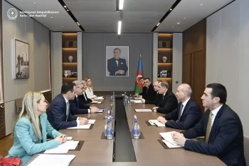 Ceyhun Bayramov Sloveniya rəsmisi ilə görüşüb