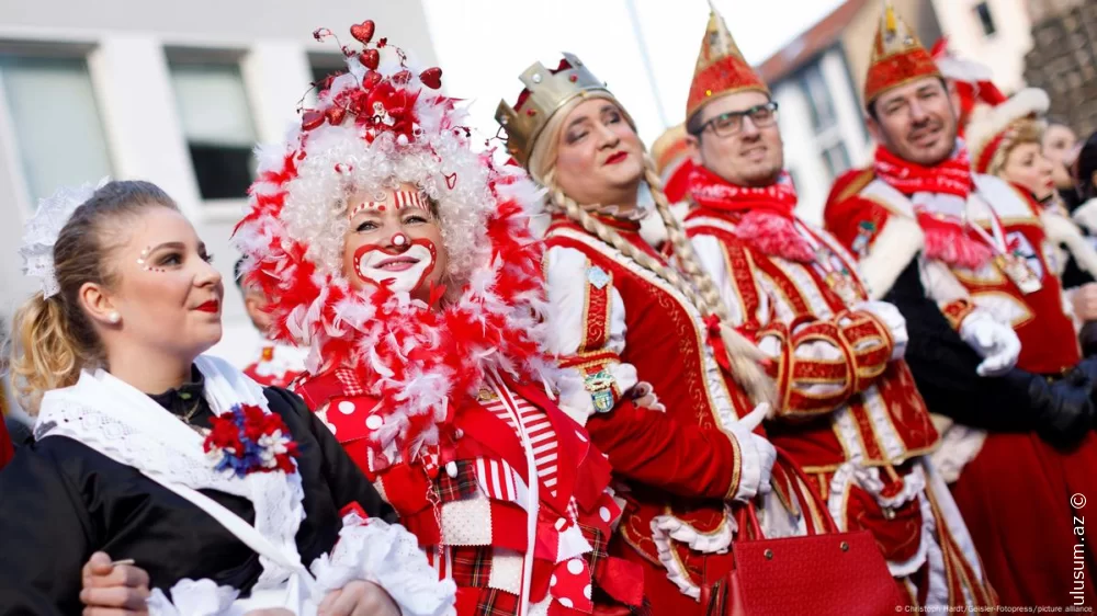 Köln Karnavalı: : Rəngarənglik, əyləncə və "Allaf" ruhunun təcəssümü