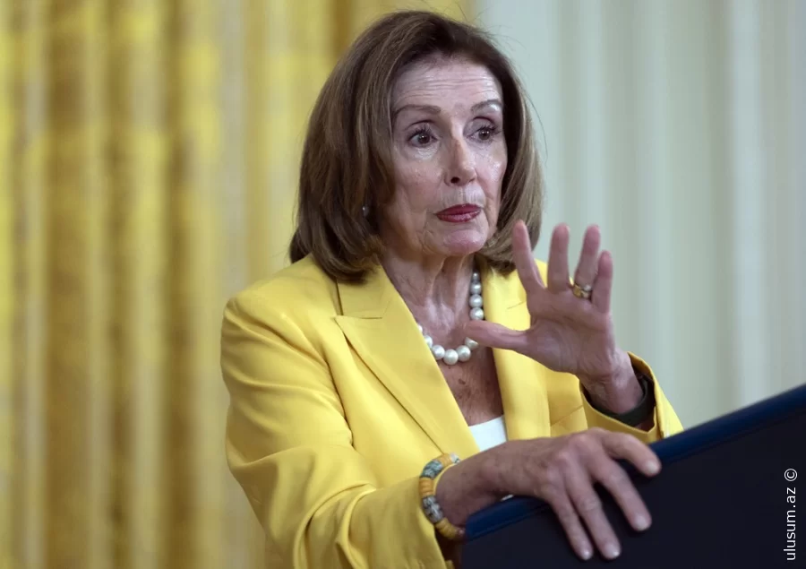 Pelosi iki kəlmə ilə Trampın çıxışını təsvir edib