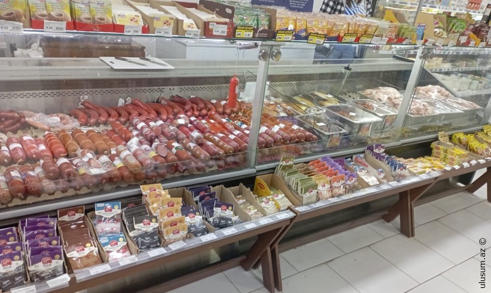 Bərdədə marketdə istehlaka yararsız məhsullar aşkarlanıb