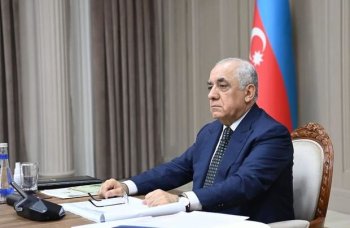 Əli Əsədov BƏT-in baş direktoru ilə görüşüb