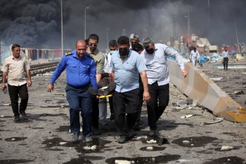 İranın Bəndər-Abbas Limanında Partlayış: 18 Ölüm, 14 Yaralı