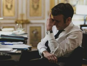 Dyupont-Enyan: Makron kölə kimi rədd edilib, o, istefa verməlidir