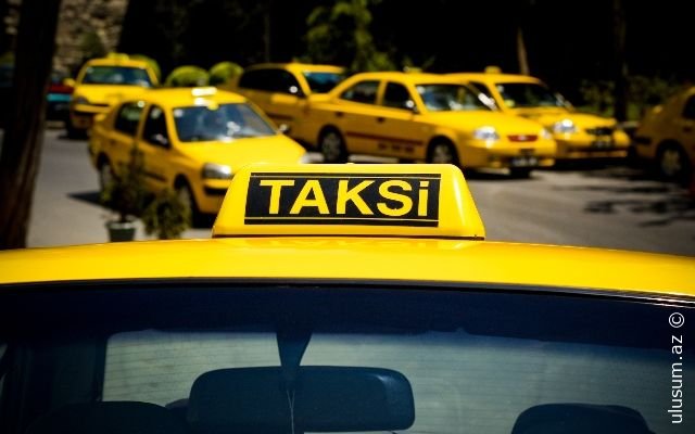 Taksilərdə durğunluq: Sərnişin sayı azalır, qiymətlər qalxır?