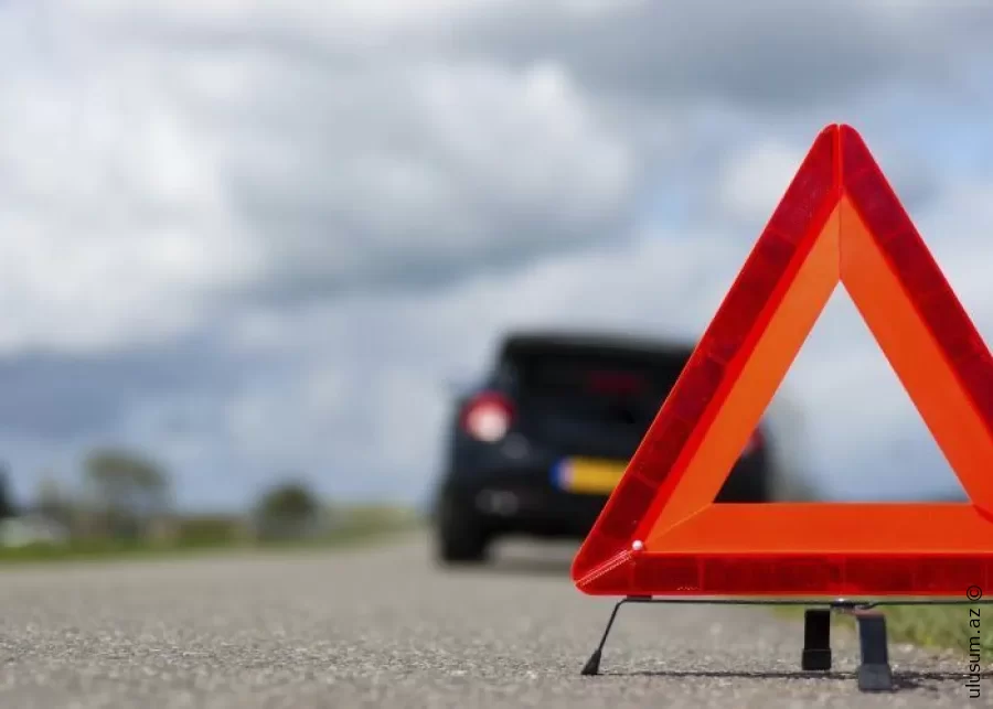 FHN: Qobustanda yol qəzası zamanı 1 nəfər xəsarət alıb - VİDEO
