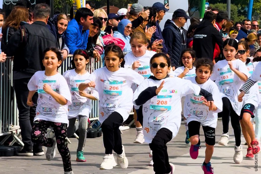 “Kids RunFest”də Uşaq Atletikası Gününə həsr olunmuş marafon keçirildi