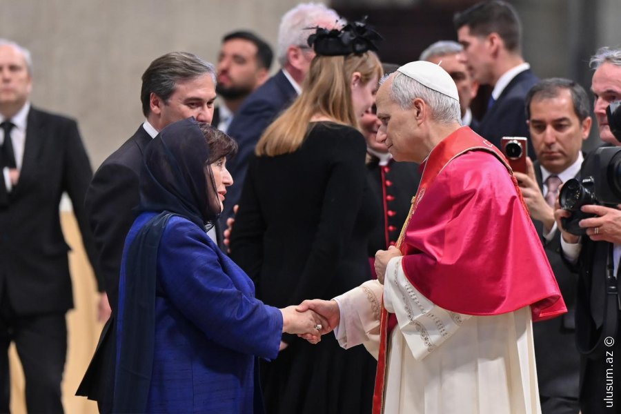 Sahibə Qafarova Roma Papasının taxt-tac mərasiminə qatılıb - FOTO