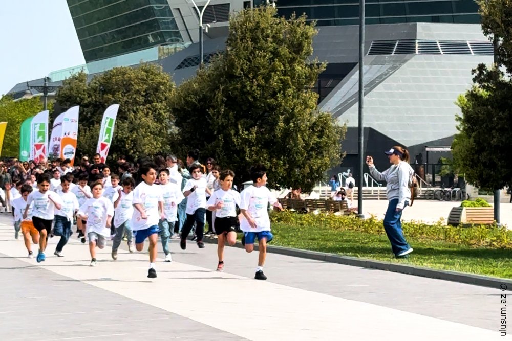 “Kids RunFest”də Uşaq Atletikası Gününə həsr olunmuş marafon keçirildi