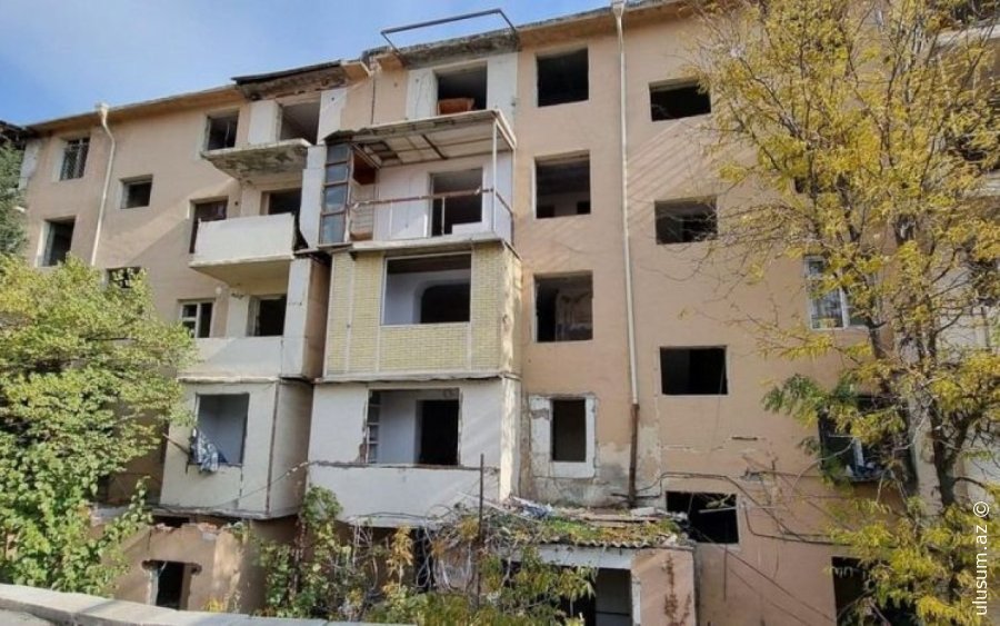 Bakıda Köhnə Tikililərin Sökülməsi ilə Bağlı İki Komissiya Yaradıldı