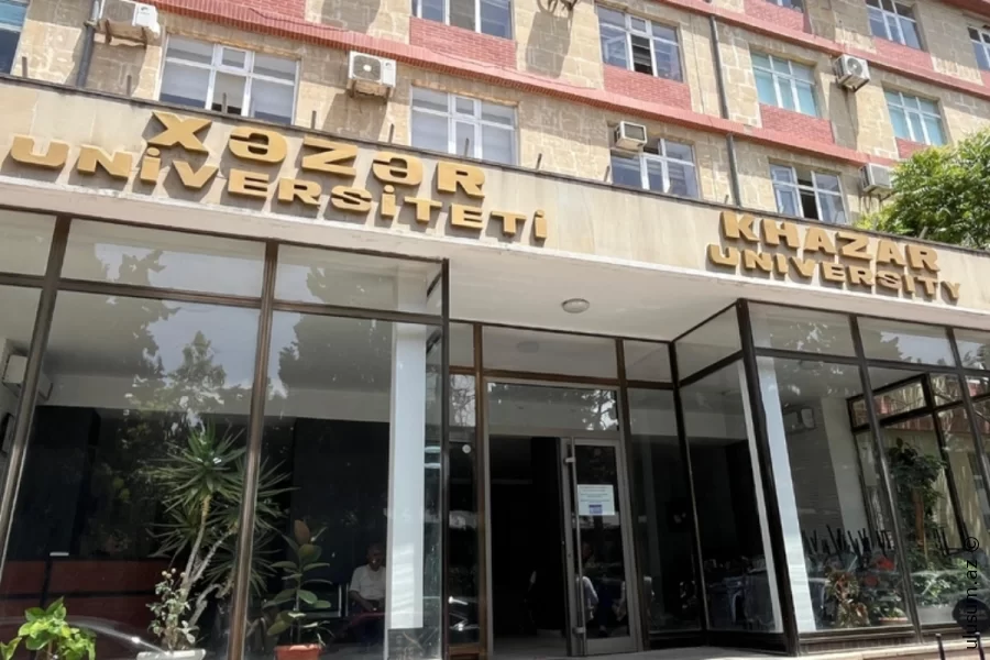 Xəzər Universitetində Tələbələr Arasında Bıçaqlanma Hadisəsi Baş Verib