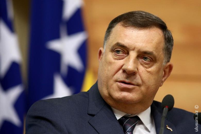 Dodik Trampa nə təklif edir?