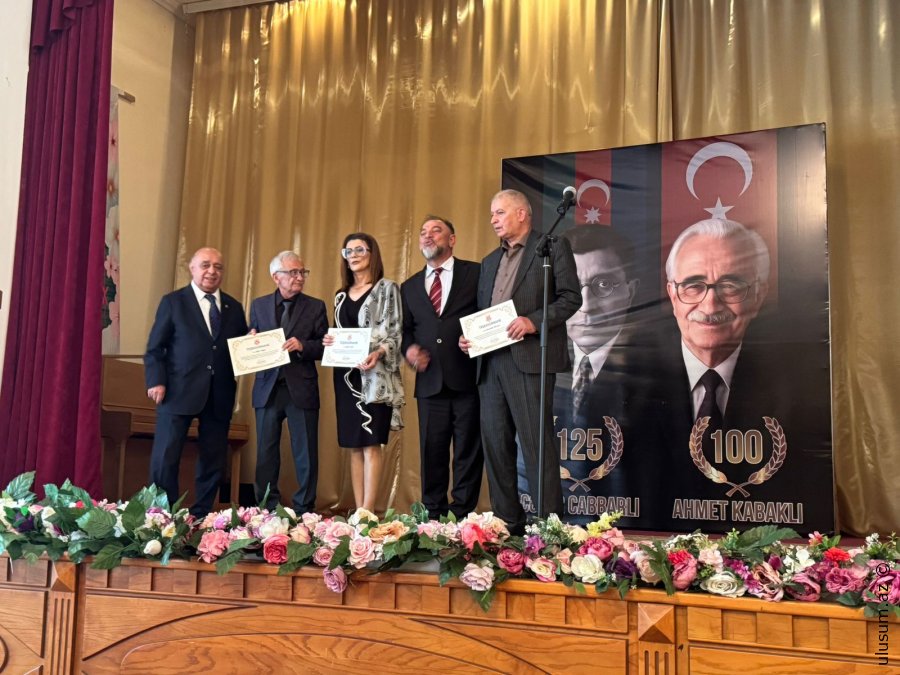 Söz körpüsü: Azərbaycan və Türkiyə ədəbiyyatı bir-birinə qovuşur - FOTO- VİDEO