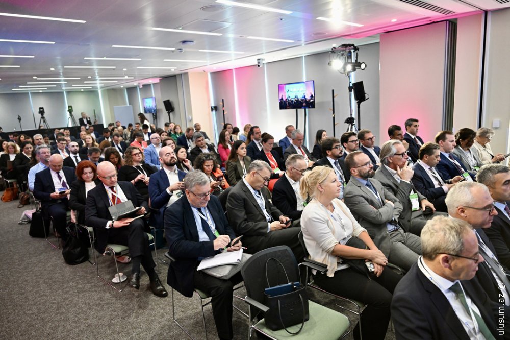 Azərbaycanın Yaşıl Enerji və Tranzit Potensialı Londonda Tanıdıldı