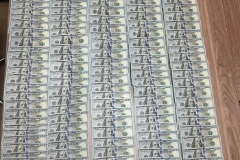 Naxçıvanda külli miqdarda dollar oğurlandı: Polis cinayəti açdı