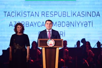 Tacikistanda Azərbaycan Mədəniyyəti Günlərinin qala konserti keçirilib