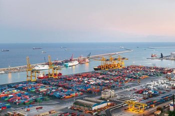Bakı Limanından aşırılmış yüklərin həcmi 9 %-ə yaxın artıb