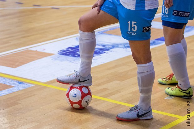 Braziliyalı mini-futbolçu porno çəkilişlərə görə klubdan qovuldu