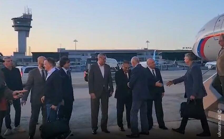 Rusiya və Ukrayna nümayəndələri Çırağan sarayında üz-üzə gəlir