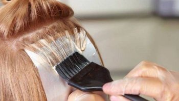 Saç boyaları ilə bağlı sosial şəbəkələrdə qalmaqal: Qutular dəyişdirilir