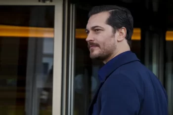 Çağatay Ulusoy ikili vətəndaşlıq aldı – Bolqarıstan vətəndaşı oldu