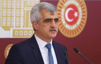 Türk birliyinə zərbə vuran populist şou