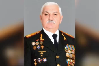 Bəylər Eyyubov vəzifəsindən azad edildi