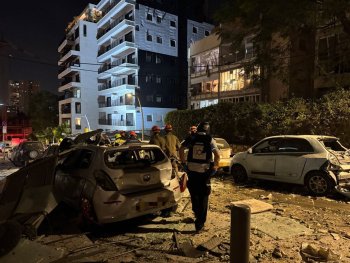 Onlarca İran raketi İsraildəki hədəfləri vurdu