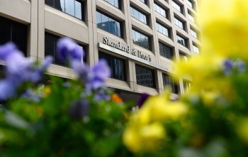 S&P Ukraynanı defolt elan etdi – ÜDM-ə bağlı borclarda ödəniş gecikdi
