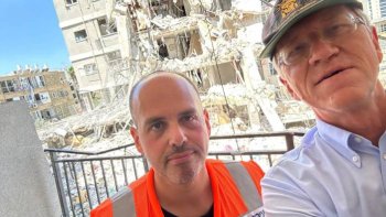 Norveçin Tel-Əvivdəki səfirliyinə əl bombası atıldı