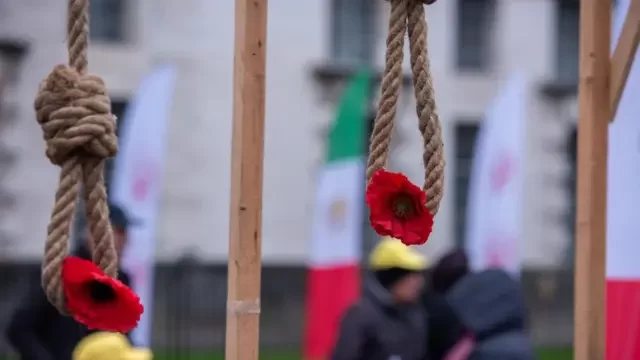 İranda iki müxalif qruplaşma üzvü edam edildi