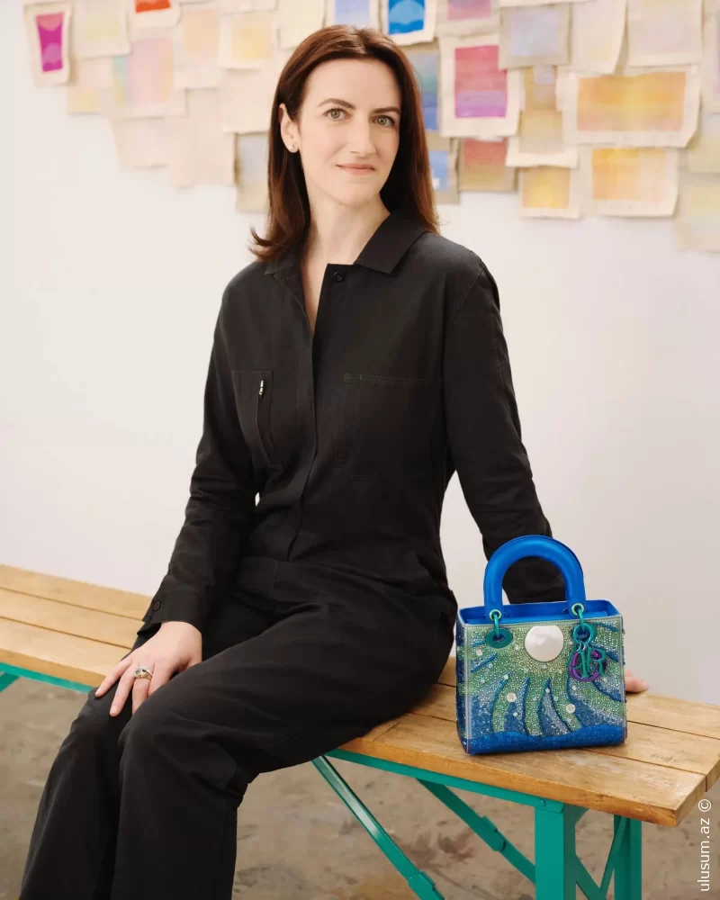 Dior Lady Art 10 yaşını qeyd edir - FOTO