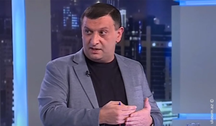 Müşviq Abbasov Atasını İtirdi