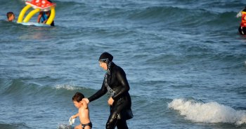 Fransada burkini qadağasına Məhkəmə Əngəli