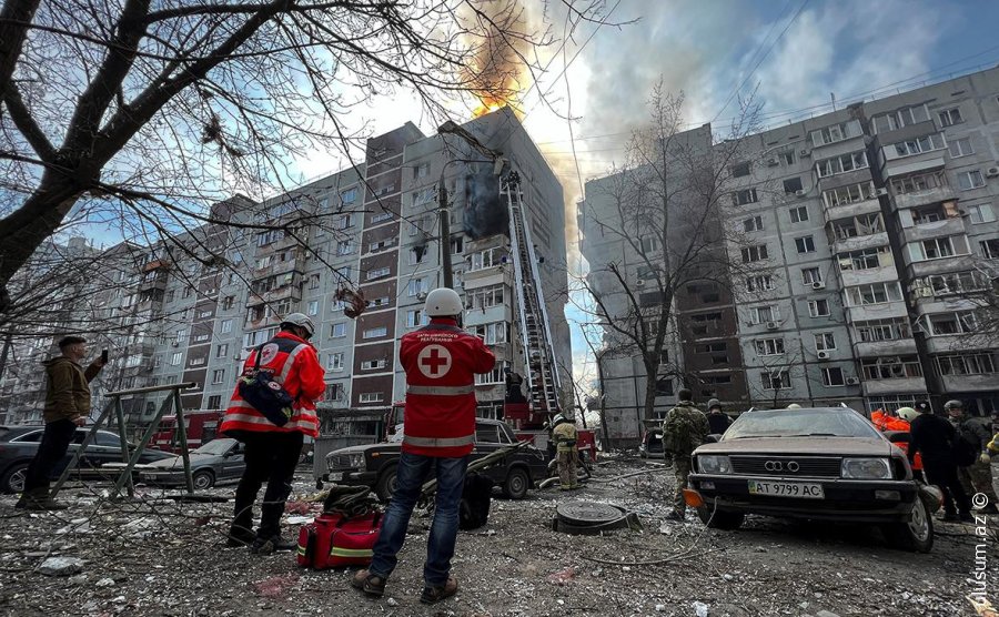 Zaporojyeyə növbəti zərbə: 2 ölü, 4-ü uşaq olmaqla 12 yaralı
