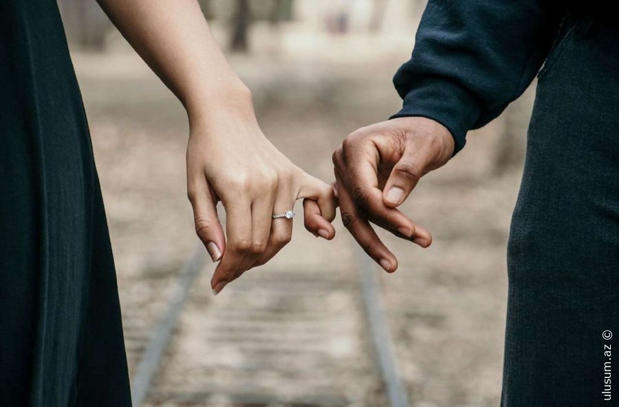 Niyə kişilər zəif qadınlara meyl edir?