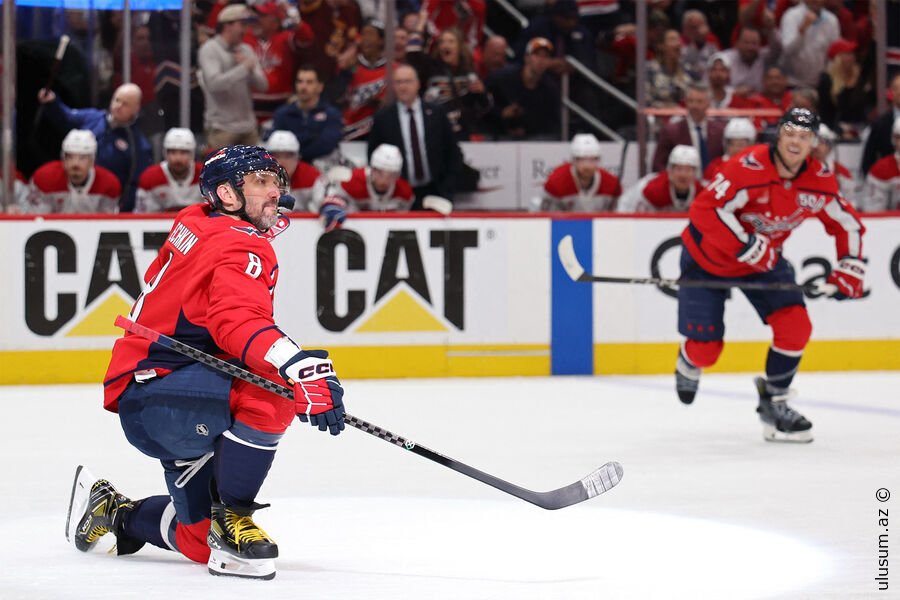 Oveçkin NHL tarixində ən çox qazanan oyunçu oldu