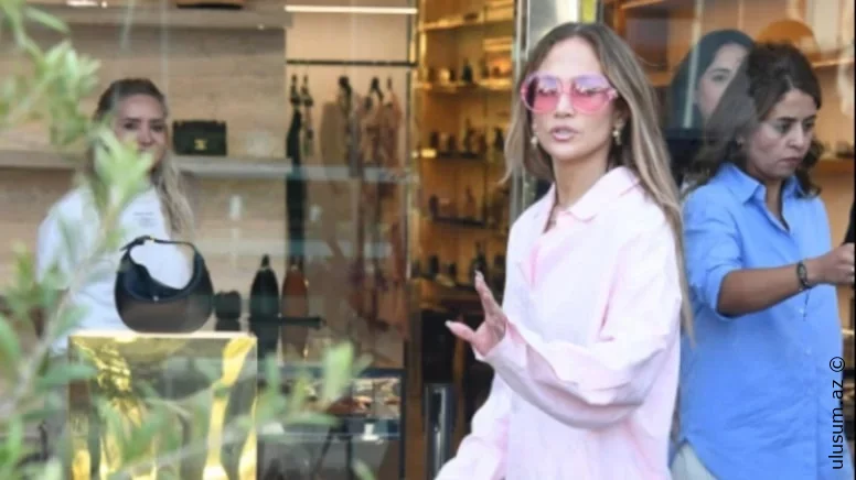 Türkiyədə "Chanel" Lopezi qəbul etmədi – Doluyuq dedilər - FOTO