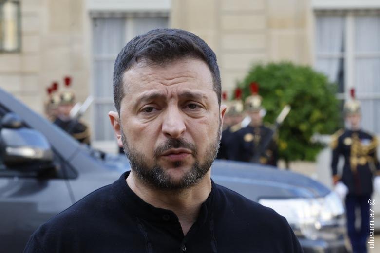 CNN: Tramp Zelenskiyə “acı həbi udmağı” tələb edir