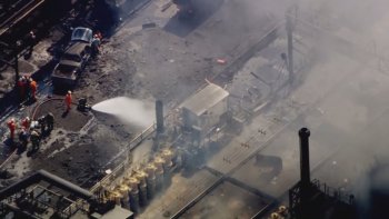 Pensilvaniyada metallurgiya zavodunda güclü partlayış - VİDEO