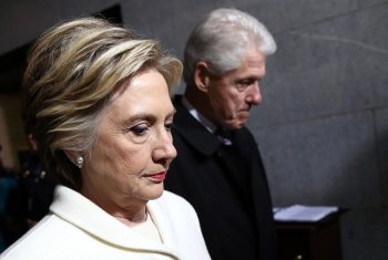 Bill və Hillari Klintonlar Epstein işi üzrə dindiriləcək