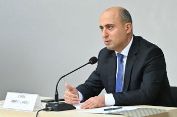 Emin Əmrullayev Əmr imzalayıb