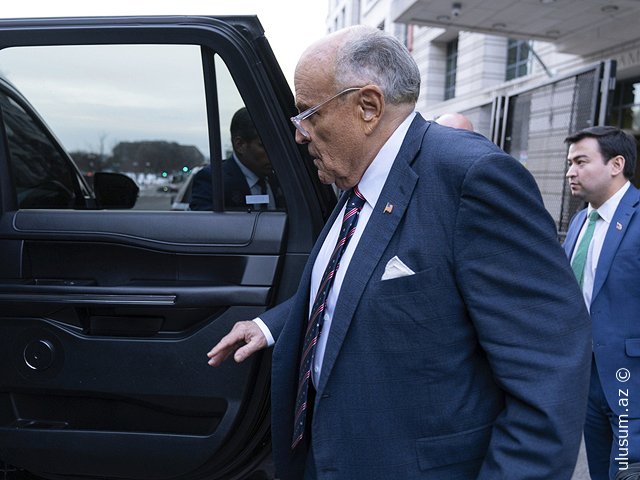 Trampın keçmiş vəkili Rudi Culiani avtomobil qəzasına düşdü